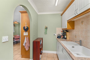 Astrop Gardens Kings Sutton